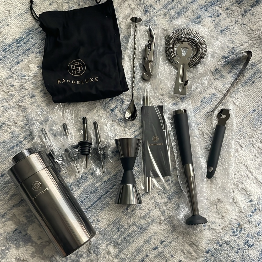 Bardeluxe 12-piece cocktail set • New